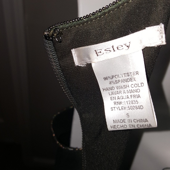 Esley Racer Back Roughed Dress - Picture 7 of 7